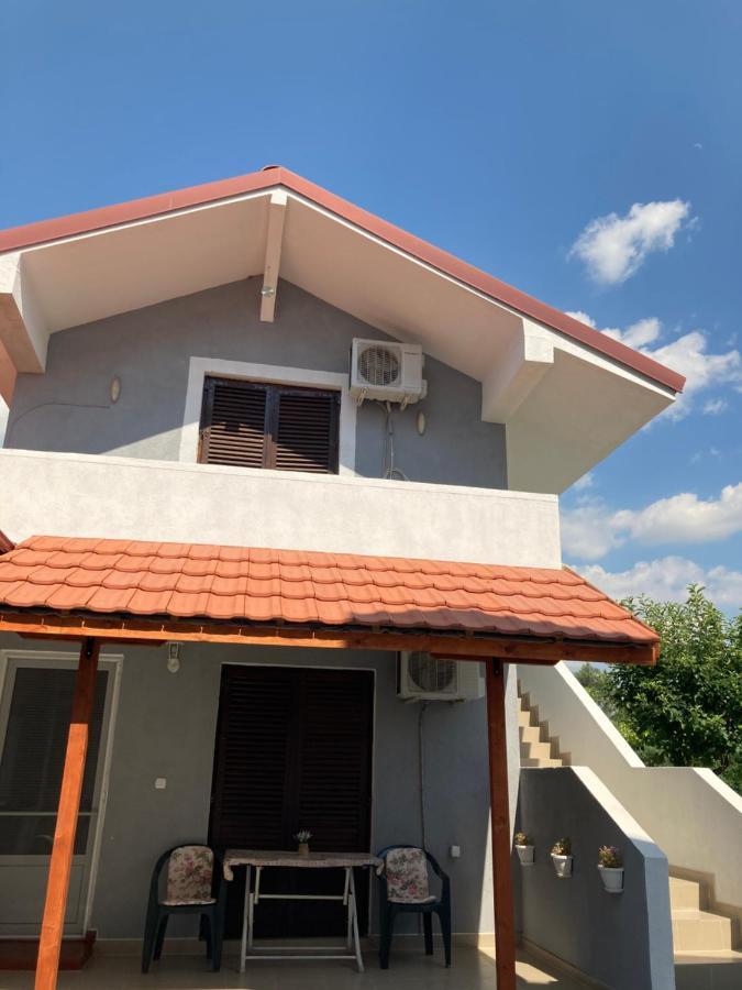 Tiki Apartments Gevgelija Buitenkant foto