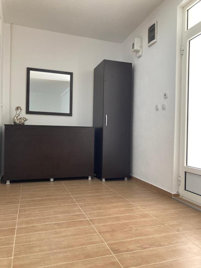 Tiki Apartments Gevgelija Buitenkant foto