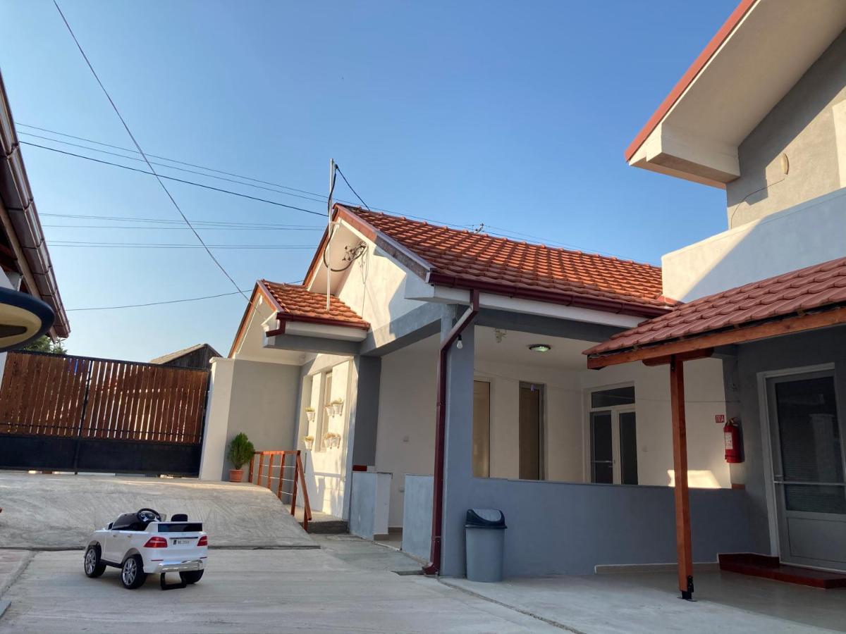 Tiki Apartments Gevgelija Buitenkant foto