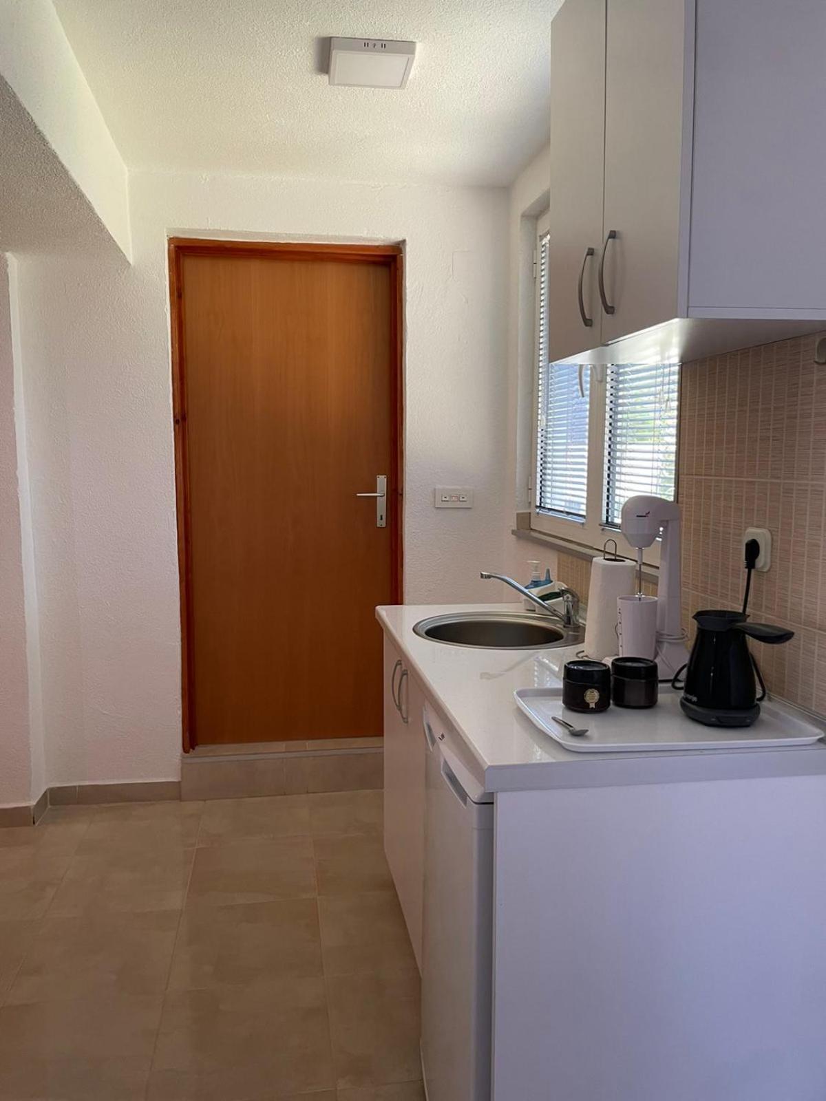Tiki Apartments Gevgelija Buitenkant foto