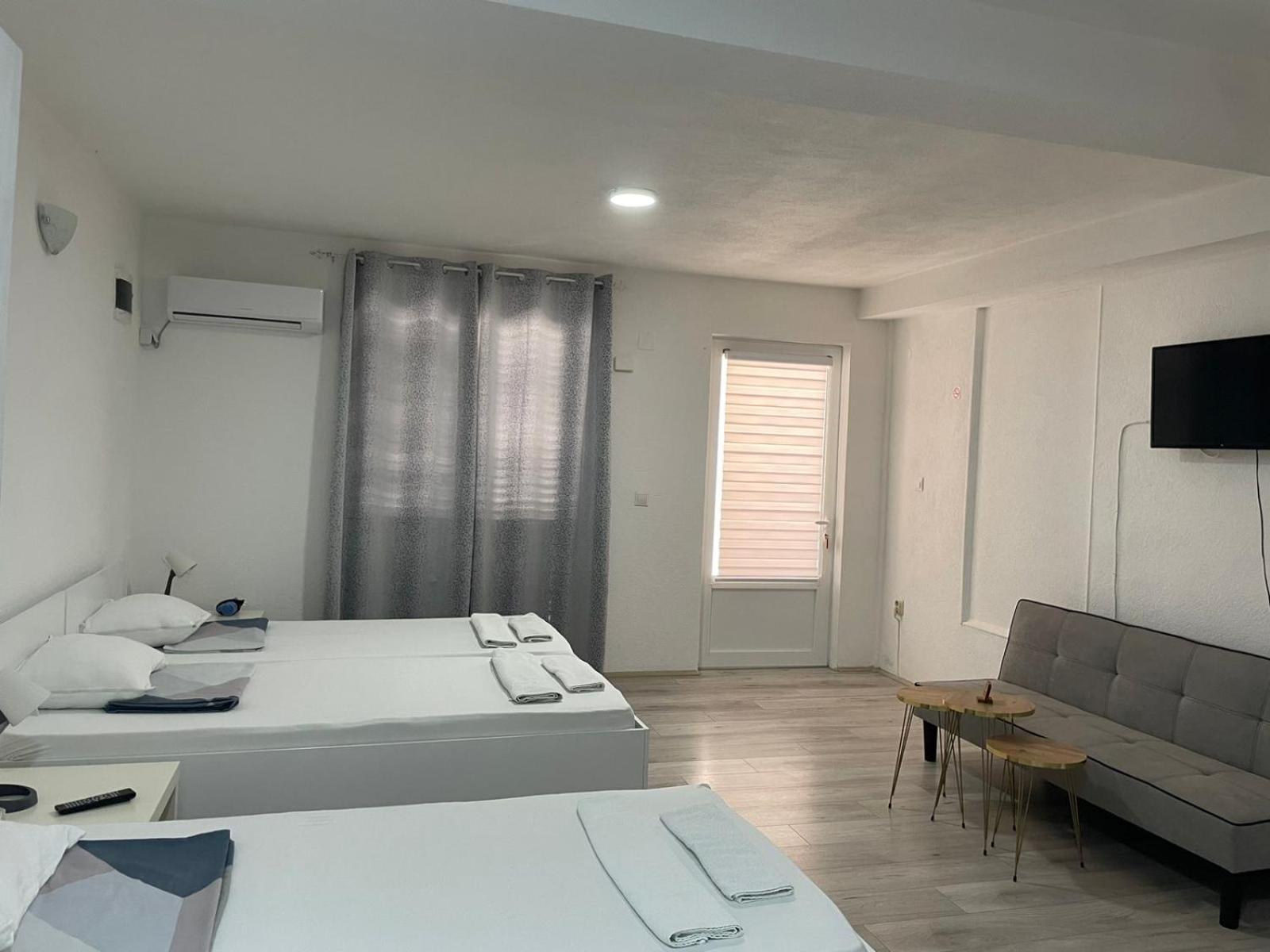 Tiki Apartments Gevgelija Buitenkant foto