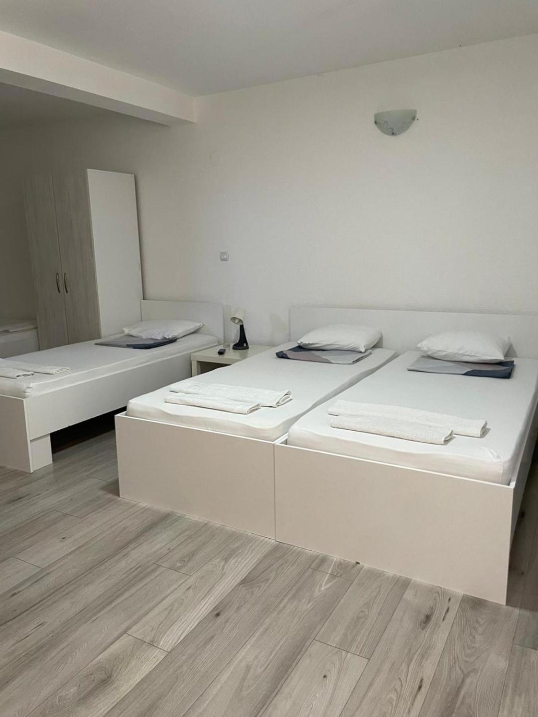 Tiki Apartments Gevgelija Buitenkant foto