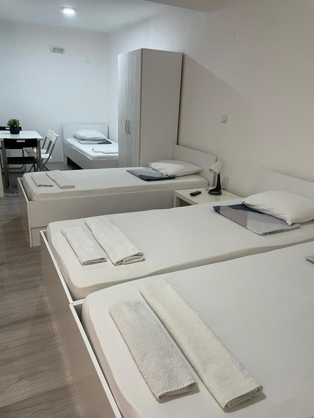 Tiki Apartments Gevgelija Buitenkant foto